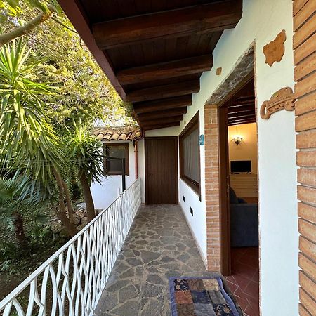 Villa Talia Карини Екстериор снимка