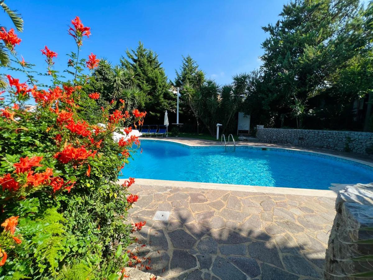 Villa Talia Карини Екстериор снимка